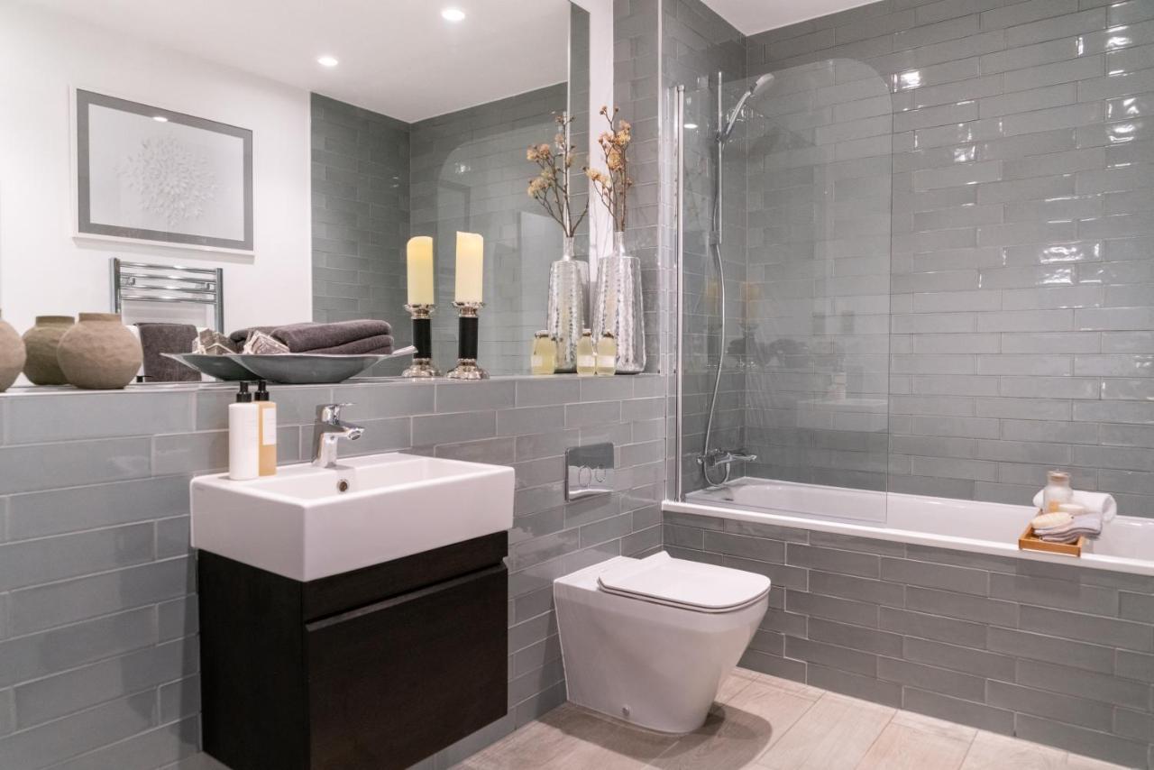Seven Living Ashford - Modern And Spacious Apartments Ngoại thất bức ảnh