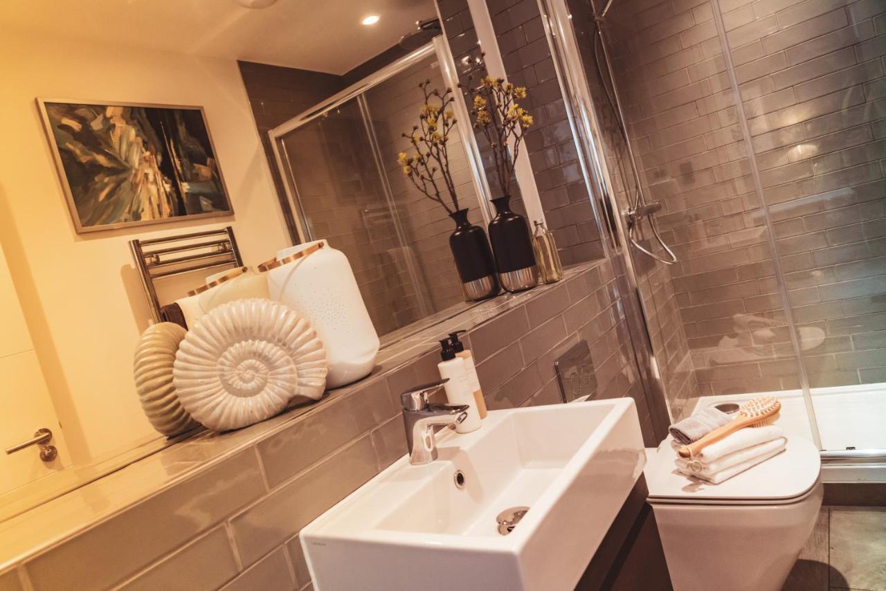 Seven Living Ashford - Modern And Spacious Apartments Ngoại thất bức ảnh