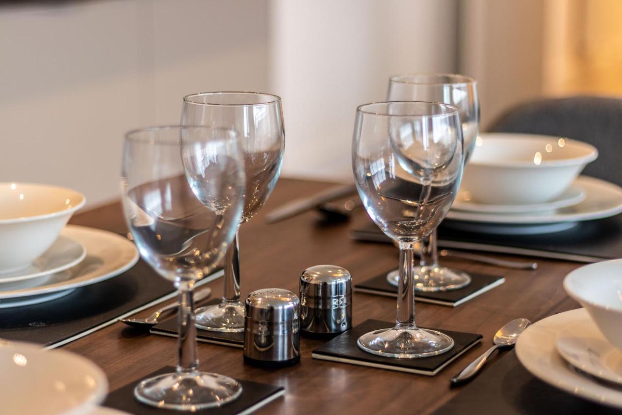 Seven Living Ashford - Modern And Spacious Apartments Ngoại thất bức ảnh