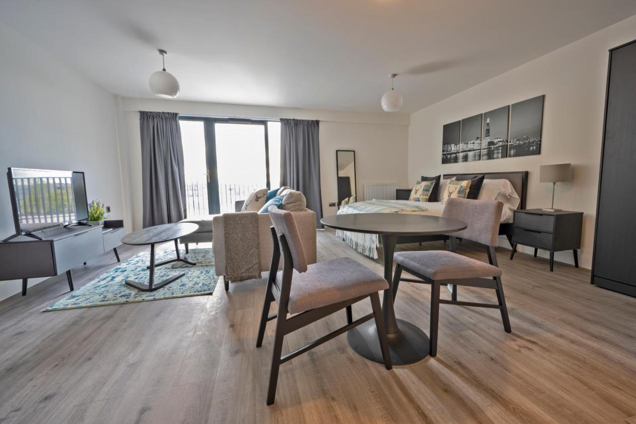 Seven Living Ashford - Modern And Spacious Apartments Ngoại thất bức ảnh